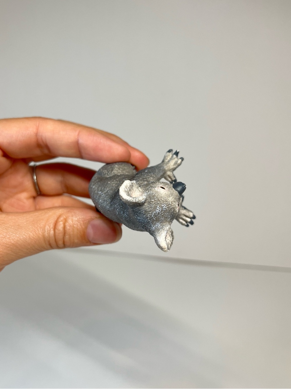 Schleich Koala Bear Realistic Figure Toy Animal Zoo 1.5" Wild Life Detailed - Picture 2 of 8